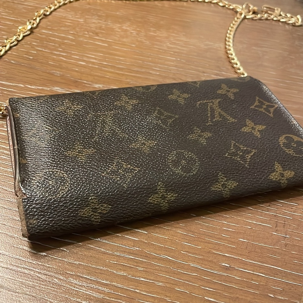SALE PRICE FIRM Louis Vuitton International Trifold Monogram Wallet - Picture 4 of 10